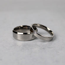 Load image into Gallery viewer, Silver Rings Set 8mm & 4mm Band