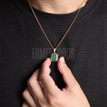 Load image into Gallery viewer, Gold Mini Faux Malachite Pendant Chain Necklace