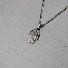 Load image into Gallery viewer, Silver Hamsa Pendant Chain Necklace