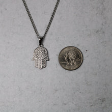 Load image into Gallery viewer, Silver Hamsa Pendant Chain Necklace