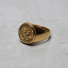 Load image into Gallery viewer, Gold Praying Hands Ring
