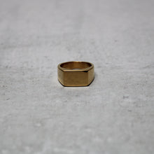 Load image into Gallery viewer, Gold Rectangle Signet Ring