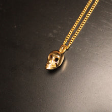 Load image into Gallery viewer, Gold Skull Pendant Chain Necklace