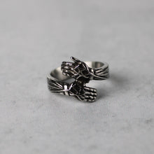 Load image into Gallery viewer, Silver Hug Ring