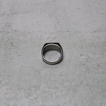 Load image into Gallery viewer, Silver Rectangle Signet Ring