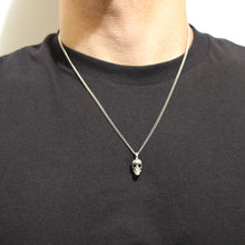 Load image into Gallery viewer, Silver Skull Pendant Chain Necklace