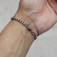 Load image into Gallery viewer, 5mm Cuban Link Chain Bracelet
