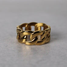 Load image into Gallery viewer, Gold 10MM Cuban Link Ring
