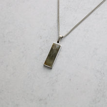 Load image into Gallery viewer, Silver Labradorite Pendant Chain Necklace
