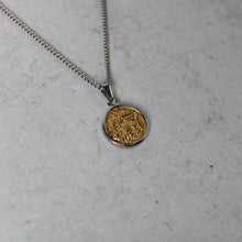 Load image into Gallery viewer, Silver Zeus Pendant Chain Necklace
