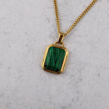 Load image into Gallery viewer, Gold Malachite Pendant Chain Necklace
