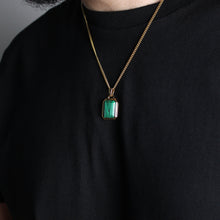 Load image into Gallery viewer, Gold Malachite Pendant Chain Necklace
