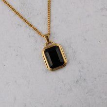 Load image into Gallery viewer, Gold Onyx Stone Pendant Chain Necklace
