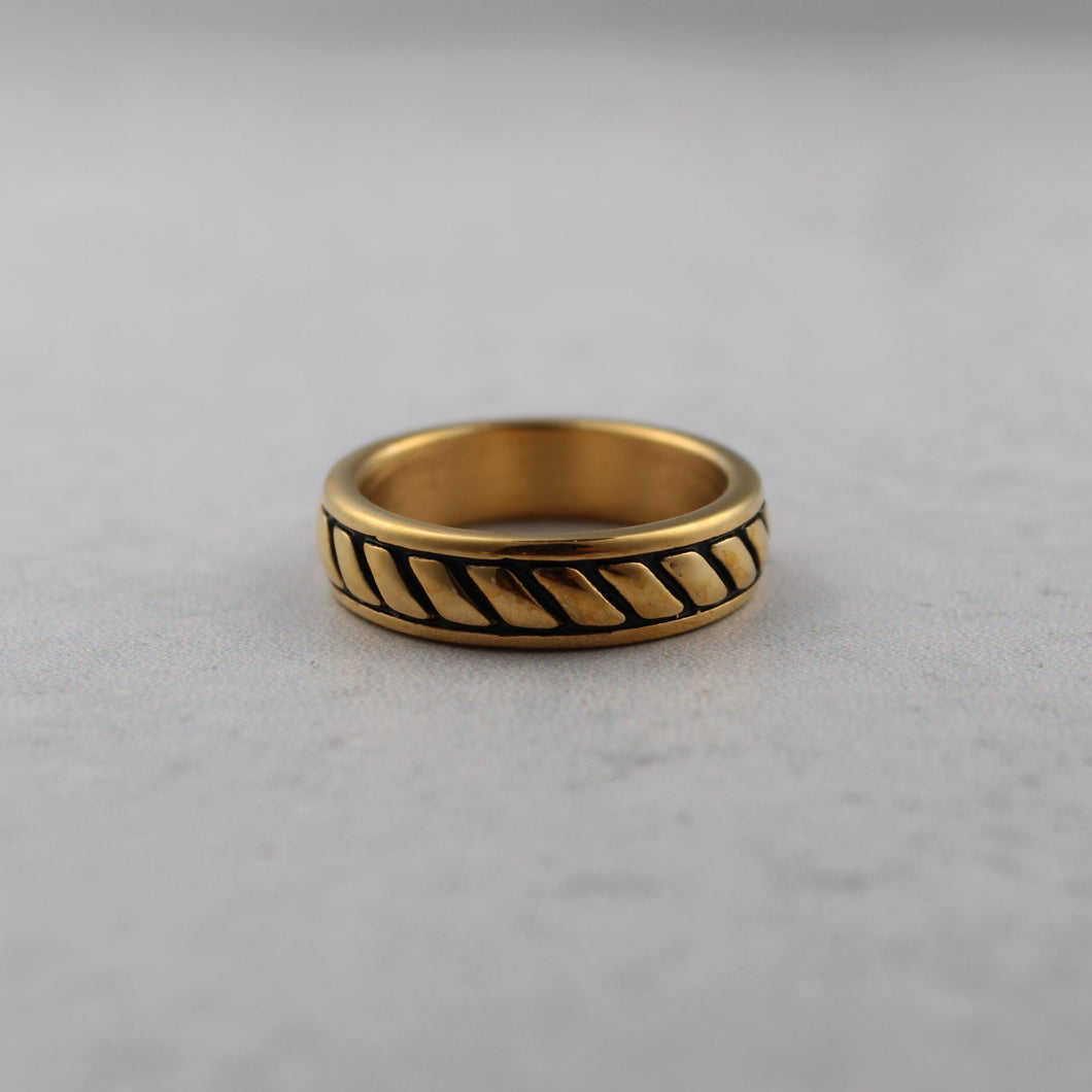 Gold Rope Band Ring