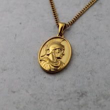 Load image into Gallery viewer, Gold Centurion Pendant Chain Necklace
