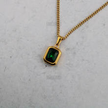Load image into Gallery viewer, Gold Emerald Cubic Zirconia Pendant Chain Necklace
