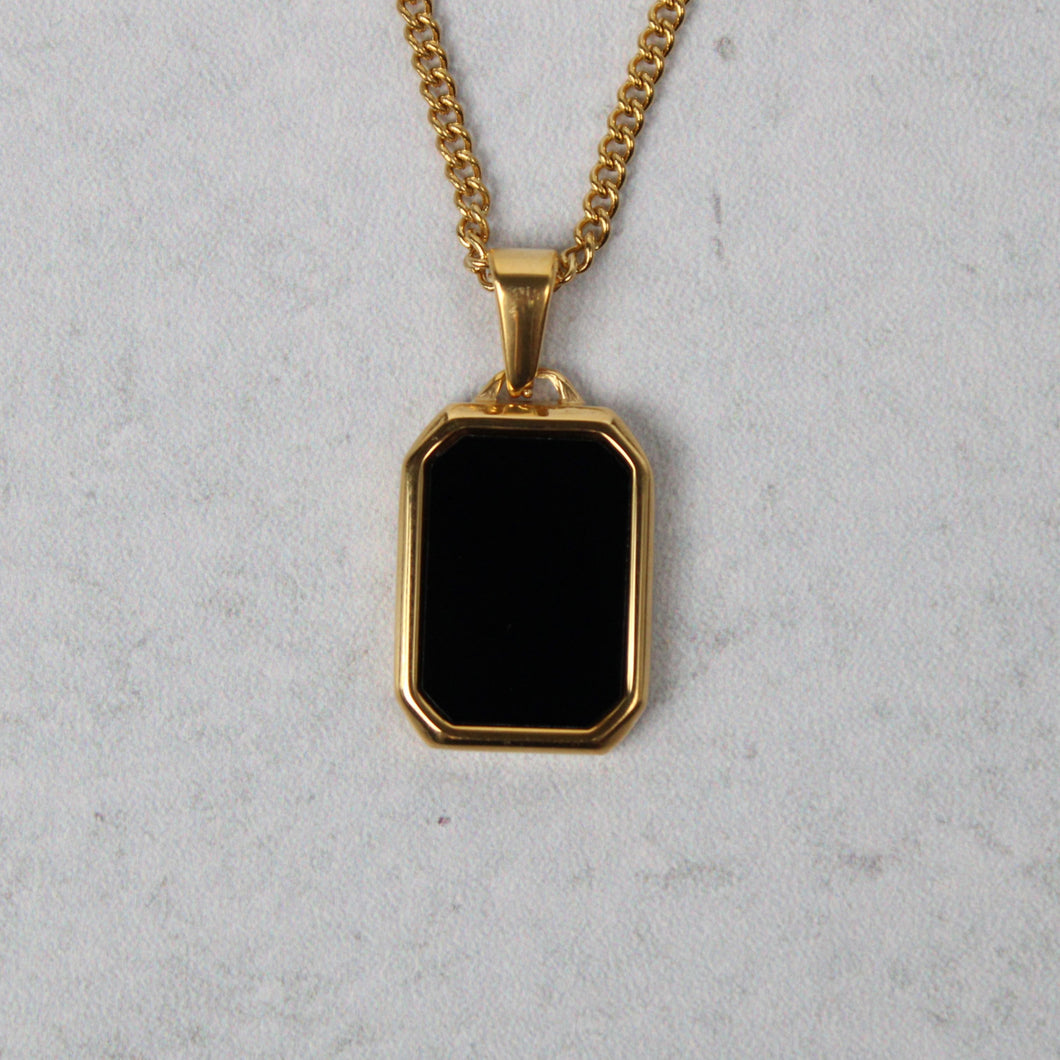 Gold Onyx Pendant Chain Necklace