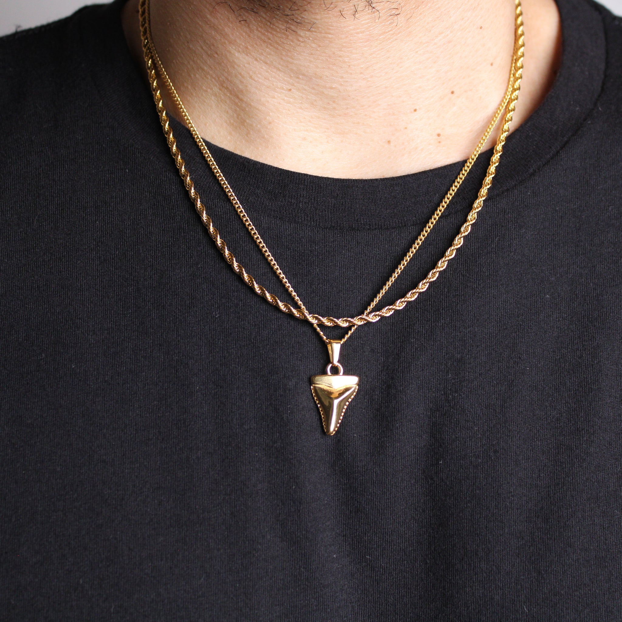 Shark tooth Pendant with rope chain hot