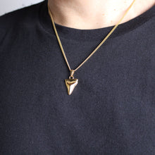 Load image into Gallery viewer, Gold Shark Tooth Pendant Chain Necklace
