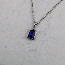 Load image into Gallery viewer, Silver Sapphire Cubic Zirconia Pendant Chain Necklace
