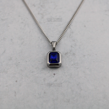 Load image into Gallery viewer, Silver Sapphire Cubic Zirconia Pendant Chain Necklace
