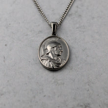 Load image into Gallery viewer, Silver Centurion Pendant Chain Necklace
