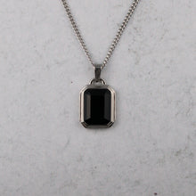 Load image into Gallery viewer, Silver Onyx Stone Pendant Chain Necklace
