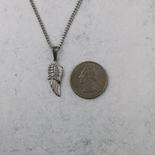 Load image into Gallery viewer, Silver Wing Pendant Chain Necklace
